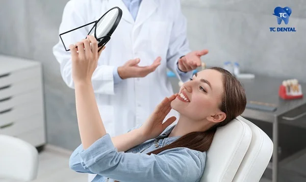 Răng sứ mang lại nụ cười tươi, rạng rỡ