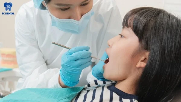Nhổ răng sữa cho trẻ em tại nha khoa